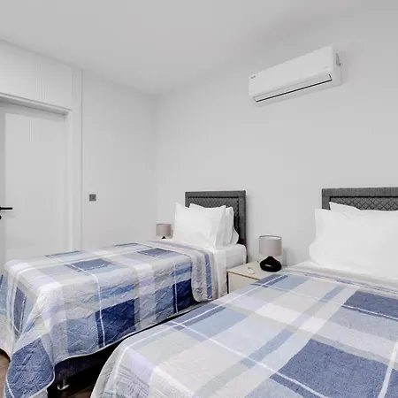 Luxury Waterfront House 9 Min To Marina Yalıkavak